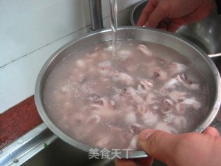 Stir-fried Cuttlefish with Parsley recipe