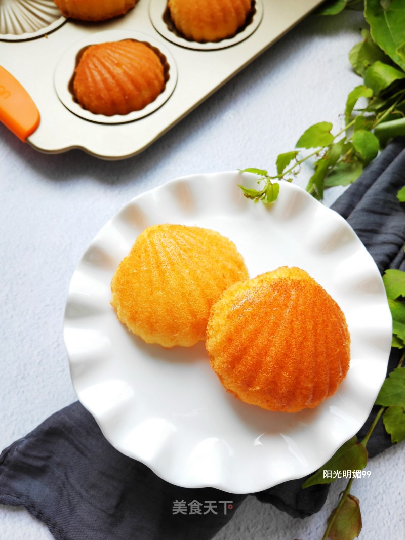 Small Shell Cakes recipe