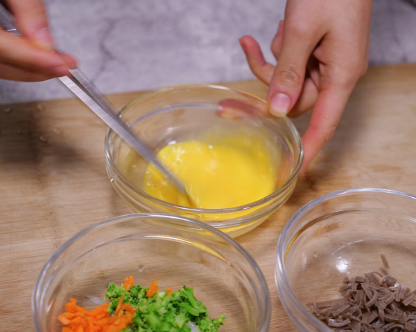 Vegetable Whitebait Steamed Egg recipe