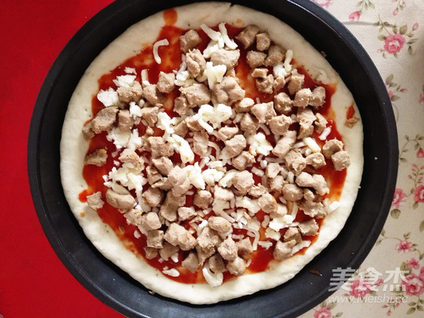 Black Pepper Beef Pizza recipe