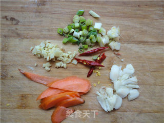 Stir-fried Cabbage with Sausage recipe