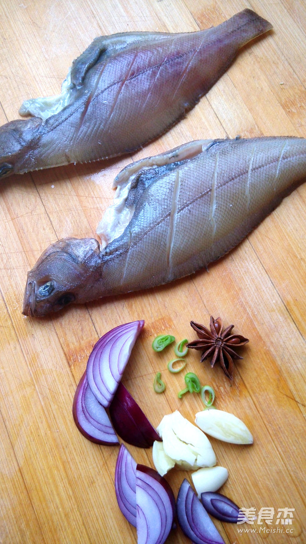 Fresh and Sweet Braised Partial Mouth Fish recipe