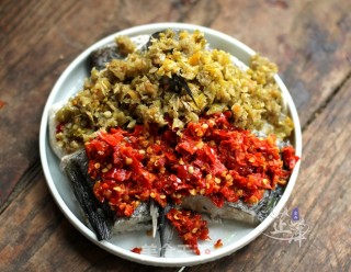 Juewei Double Pepper Steamed Sea Bass recipe