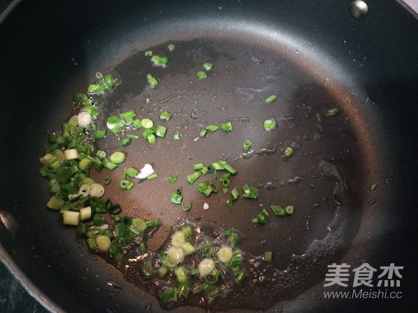 Sauerkraut Vermicelli Soup recipe