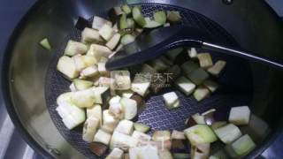 Pork Noodles with Eggplant and Green Bean Sauce recipe