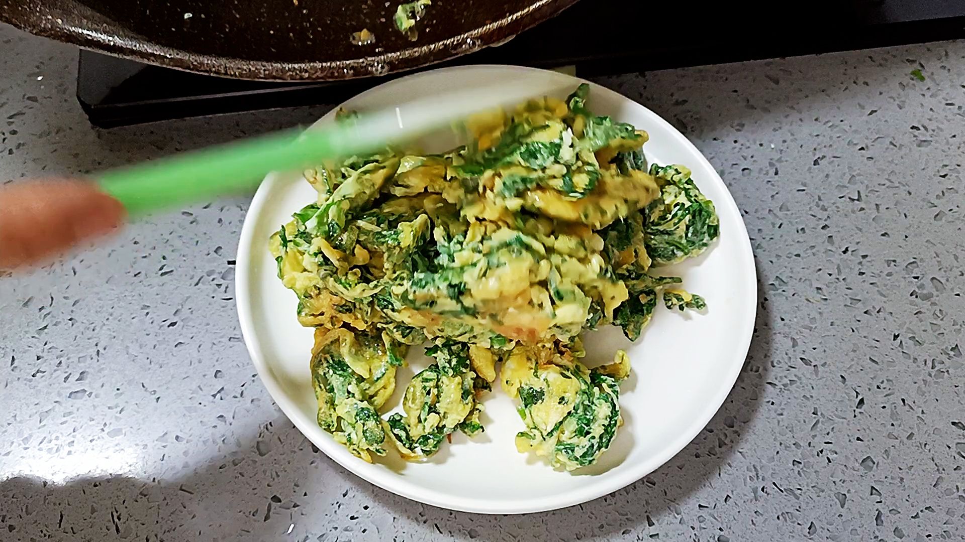 Wild Vegetables Not to be Missed in Spring: Shepherd's Purse Scrambled Eggs, recipe