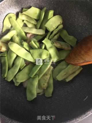 Braised Pork Belly with Beans recipe