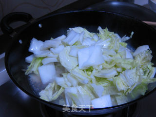 Pen Tube Fish Stewed with Cabbage Tofu recipe