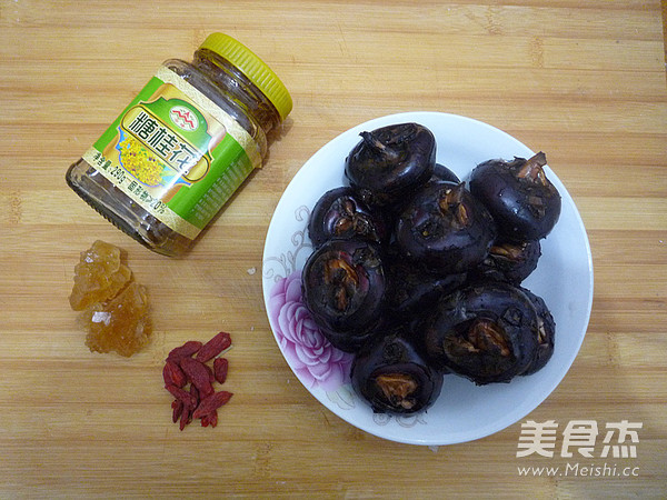 Sweet-scented Osmanthus Steamed Water Chestnut recipe