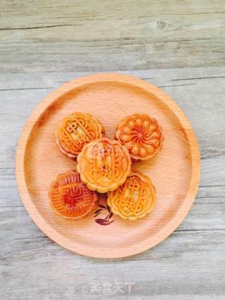 Reunion Moon Cakes recipe