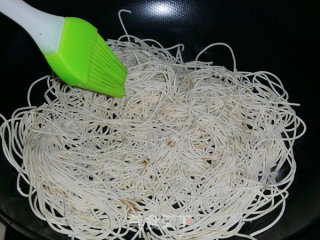 Dry Fried Noodles recipe