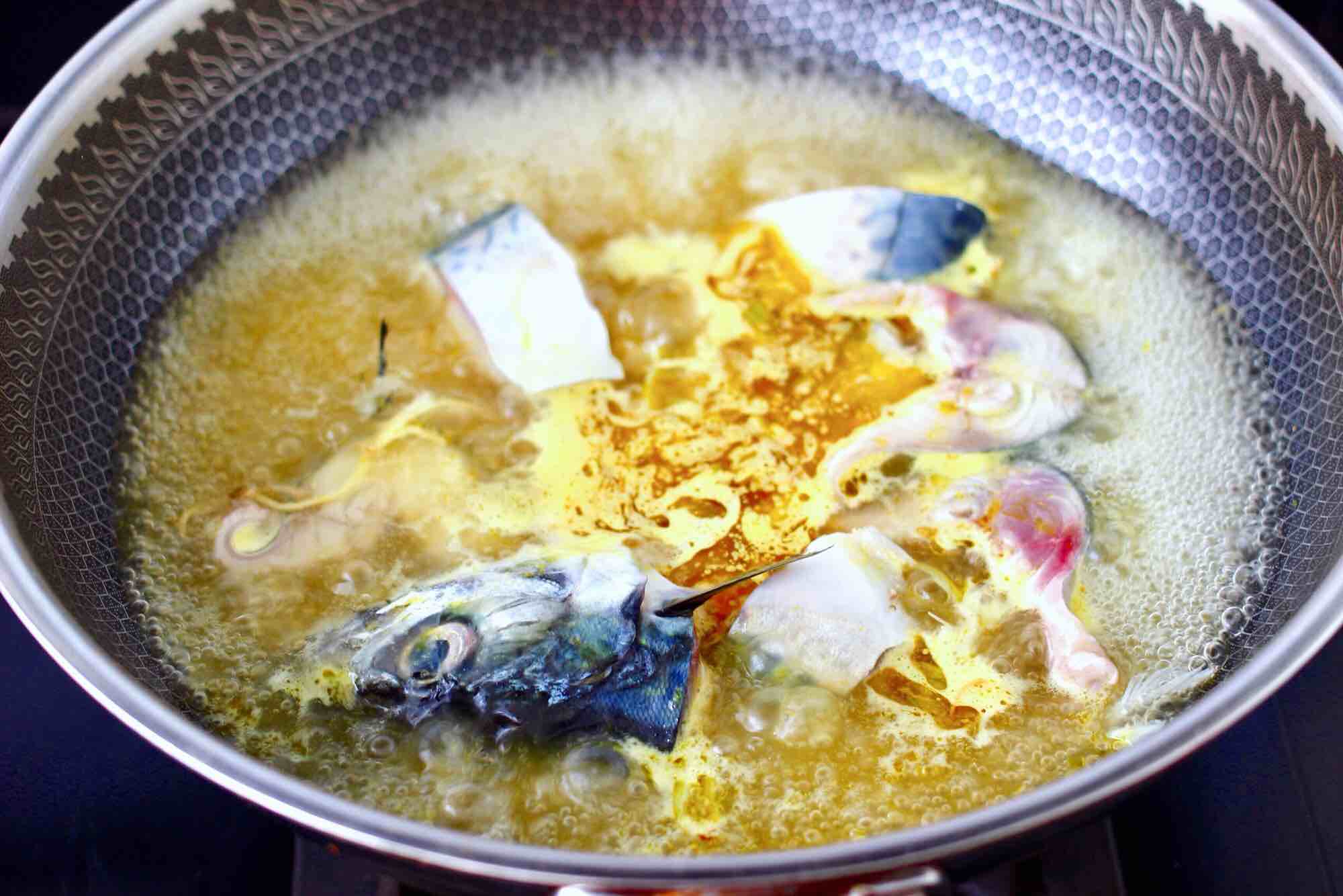 Sour Soup Mackerel recipe