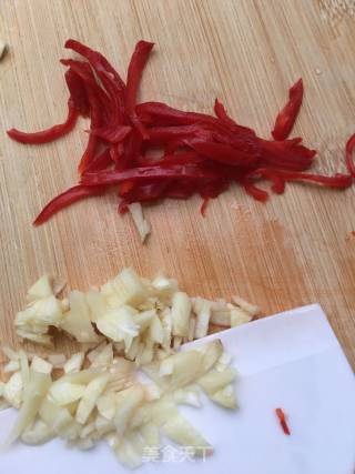 Red Oil Kelp Silk recipe