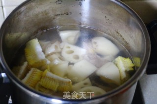 Lotus Root Ribs and Corn Soup recipe