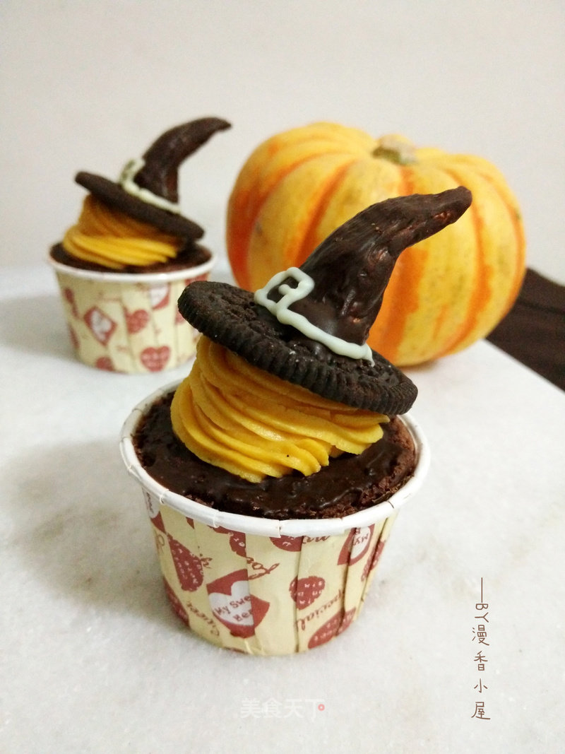 Witch Hat Cup Cake recipe