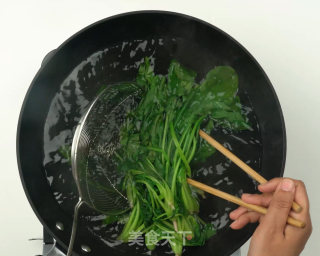 Scrambled Eggs with Spinach recipe