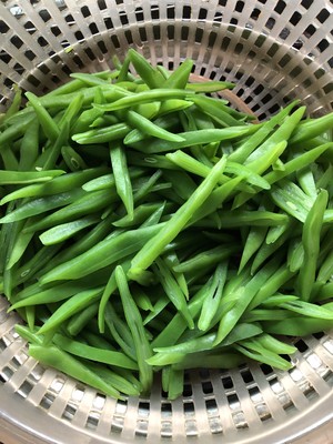 Stir-fried Sword Beans recipe