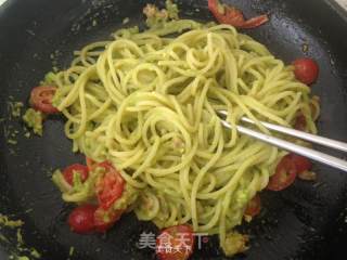 Pasta with Avocado recipe