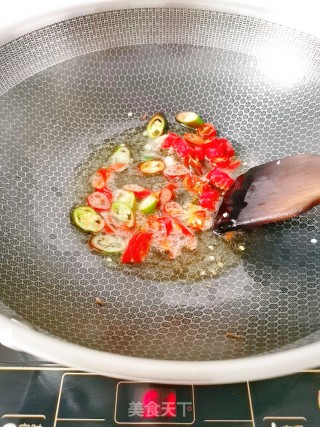 Stir-fried Water Spinach Stems recipe