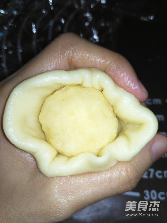 Egg Yolk Crisp recipe