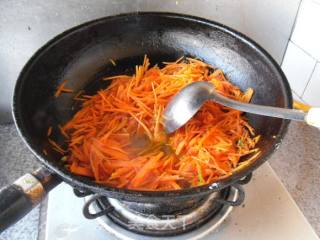 Braised Pork with Chopped Carrots recipe