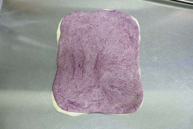 Polish Kind of Purple Potato Two-color Toast recipe