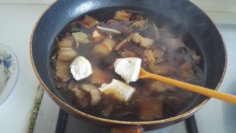 Braised Tofu with Mushroom Sauce recipe