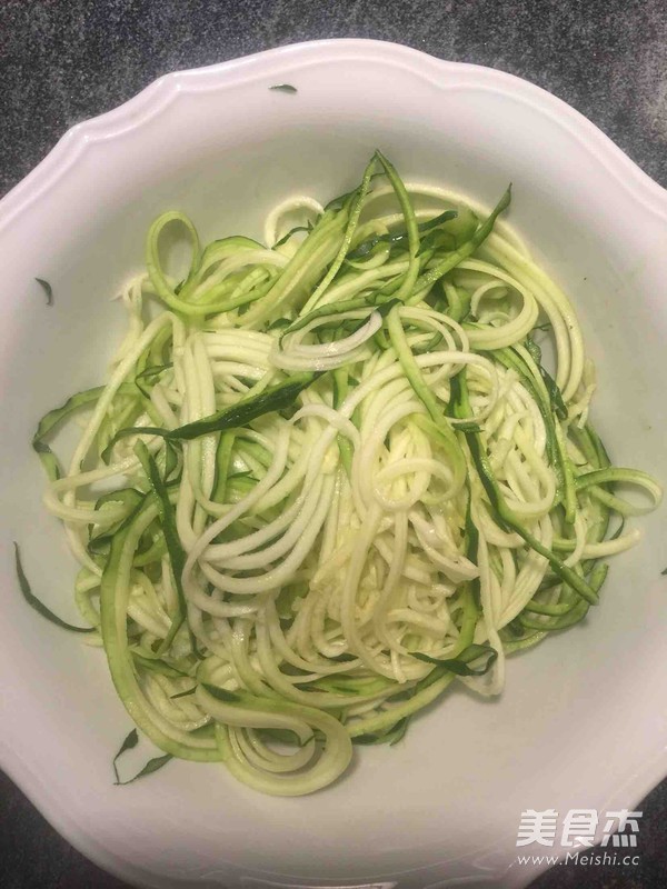 Kuaishou High Protein Zoodles recipe