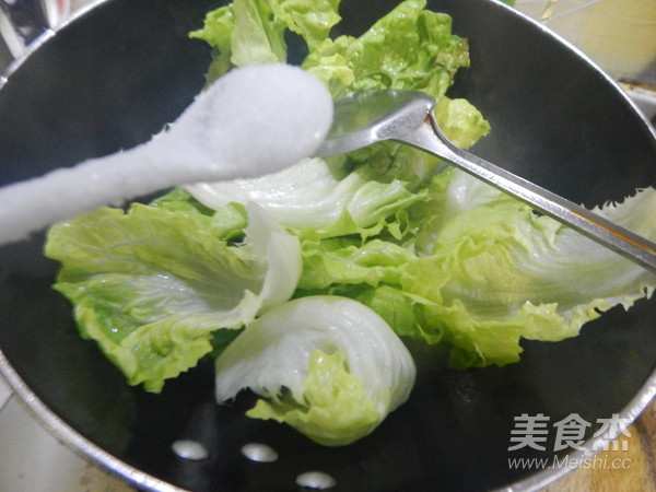 Lettuce in Soup recipe