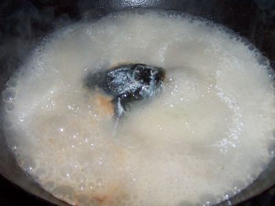 Fish Head Seaweed Soup recipe
