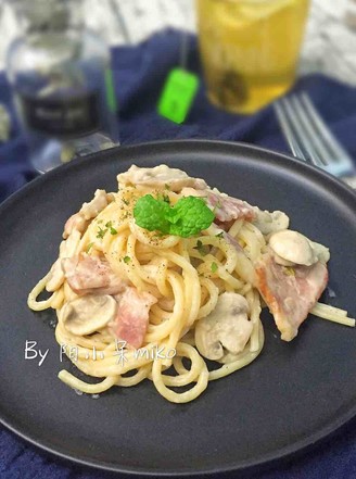 Pasta with Mushrooms and Bacon recipe