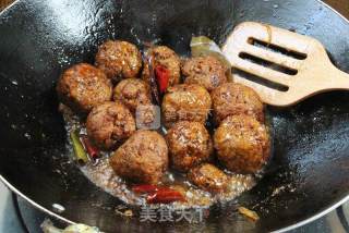 Meat Ball with Soy Sauce recipe