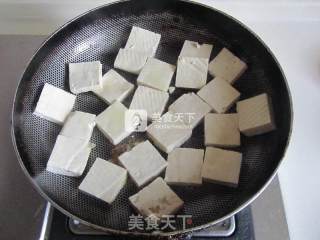 Stir-fried Stinky Tofu with Leeks recipe