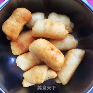Coconut and Mulberry Sauce Rolls recipe