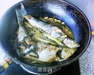 Braised Herring with Scallions recipe