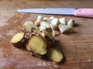 Stewed Short Ribs with Radish recipe