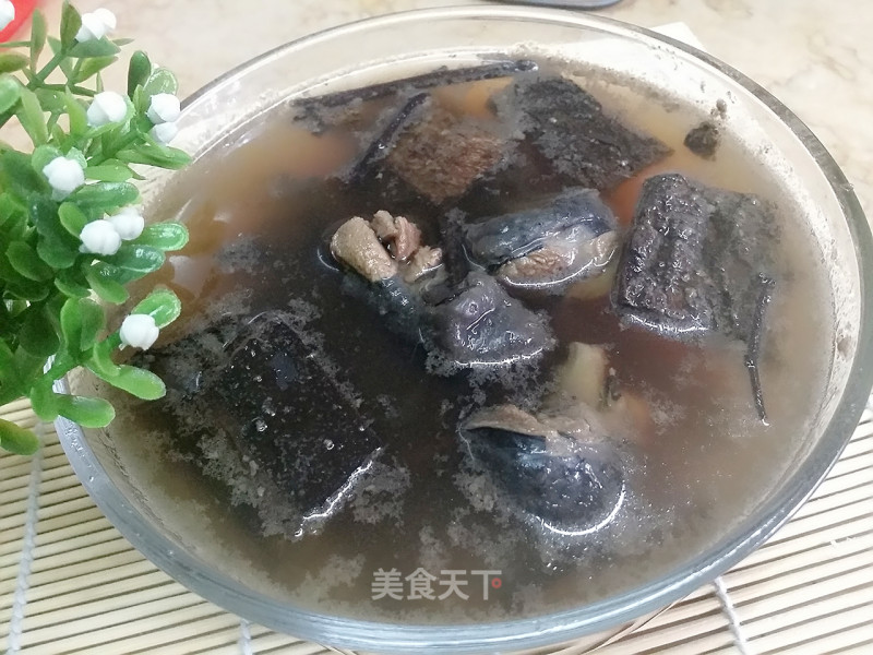 Eucommia Parasitic Chicken Soup recipe