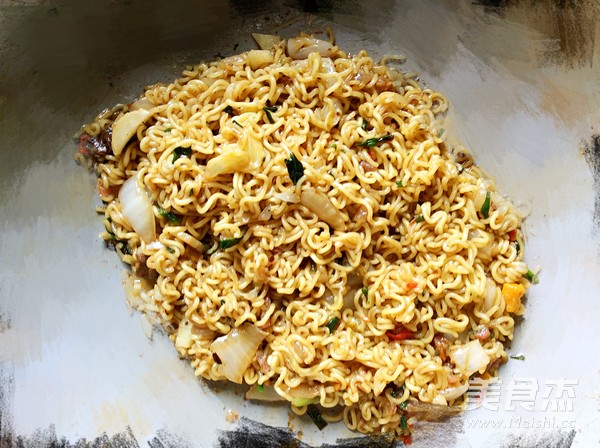 Assorted Fried Instant Noodles recipe