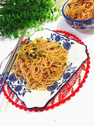 Spicy and Spicy Noodles recipe