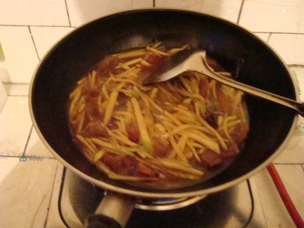 Pork and Radish Stewed Vermicelli recipe