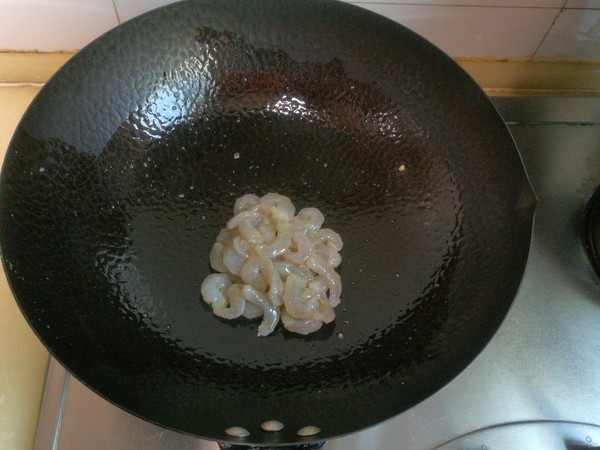 Stir-fried Shrimp with Leek and Egg recipe
