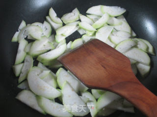 Bamboo Shoots and Dried Vegetables Boiled to Bloom at Night recipe