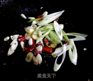 Dry Stir-fried Silkworm Pupa recipe