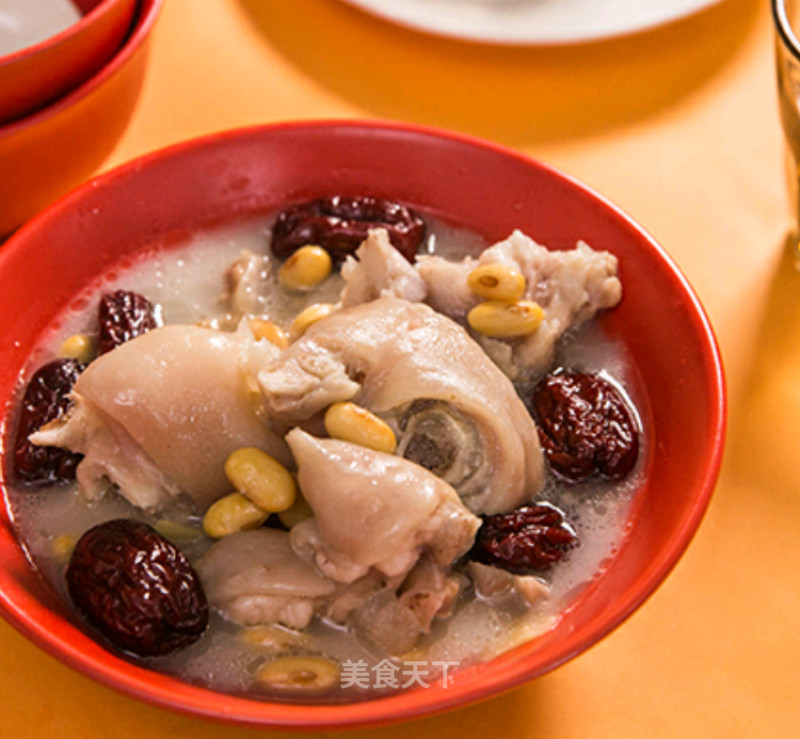 [brother Paoer Said] Stewed Pig's Feet with Grey Dates and Soybeans~ You Have to Look Good at Work! recipe