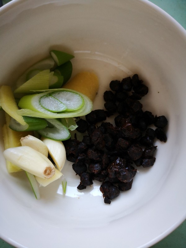 Braised Herring with Fish White recipe