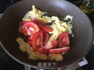 Tomato and Egg Pasta recipe