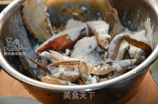 Fried Crab in Typhoon Shelter recipe