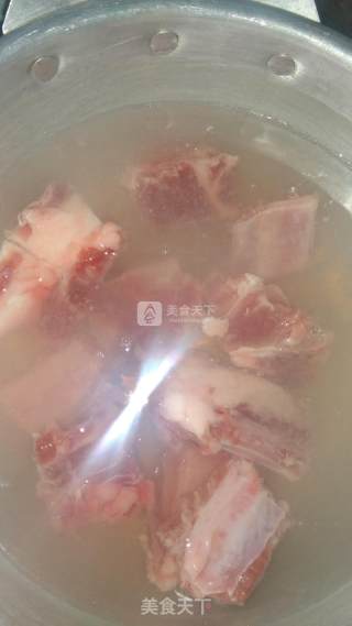 Braised Pork Ribs with Carrots recipe