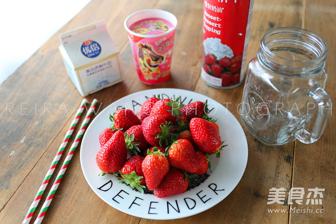 Strawberry Milkshake recipe