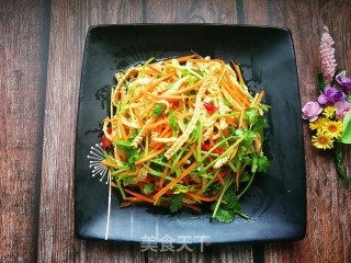 Coriander and Carrots Mixed Vegetable Tripe Shreds recipe